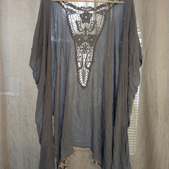 Accessories - Blue and White Wrap with Intricate Lace